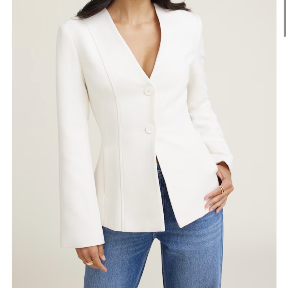 Dynamite Crisp White Blazer